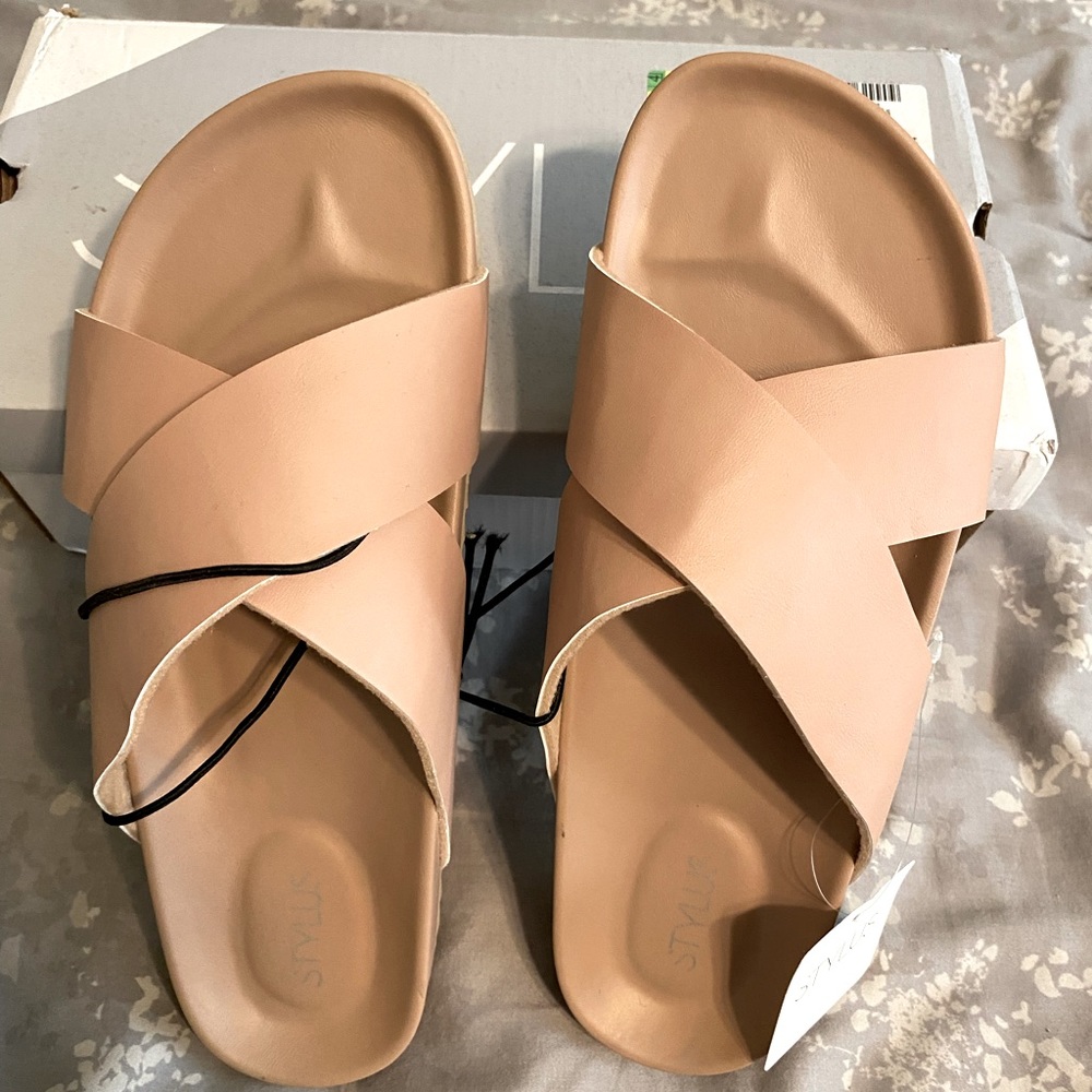 Super cute slip on sandals